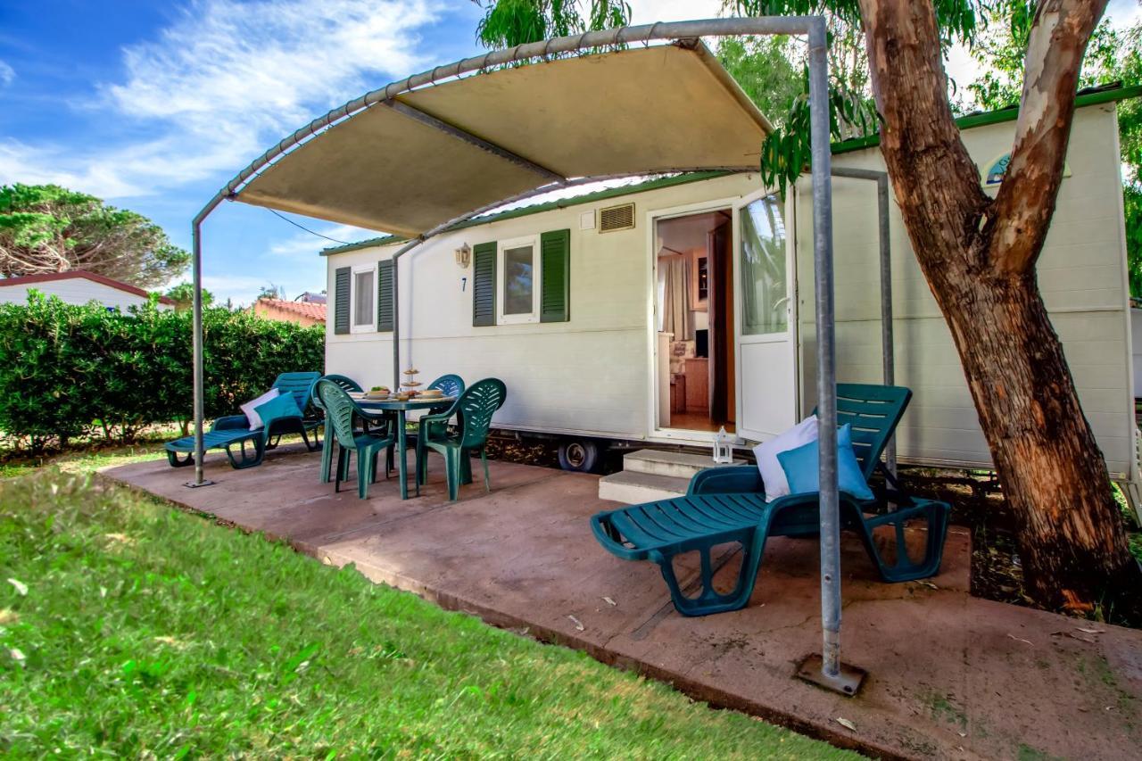 Village & Camping La Foce 발레도리아 외부 사진
