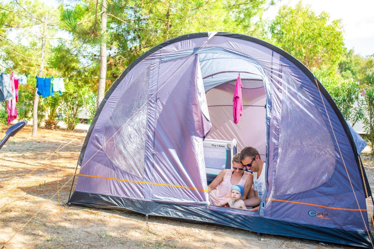 Village & Camping La Foce 발레도리아 외부 사진
